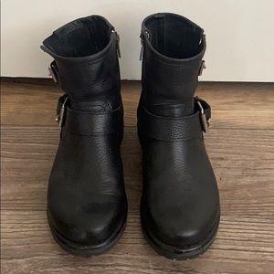 steve madden blanco boot